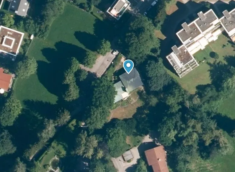 Luftbild Grundstück Ellharter Straße 49 mit Bäumen