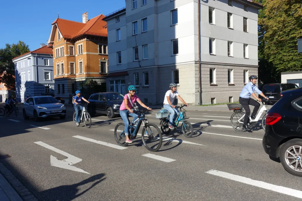 Radfahrer auf der Salzstraße Kempten